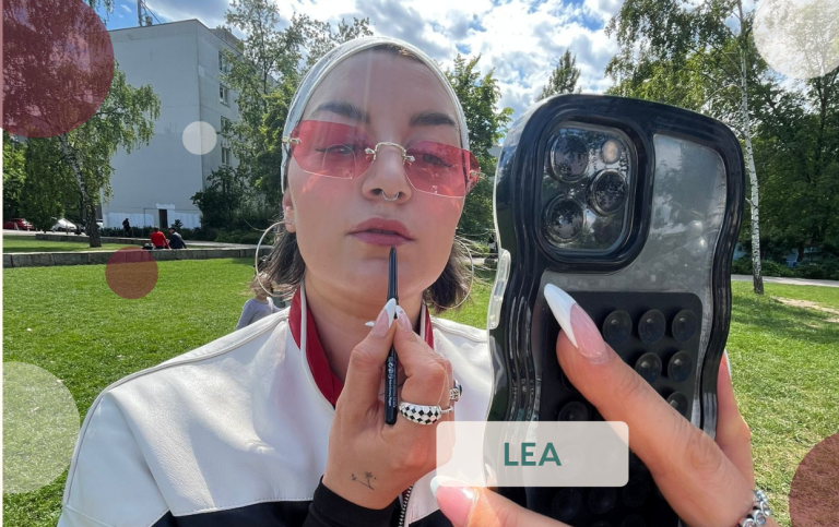 Matie Management Das Zusammenspiel von Katie Kratz und Merle Kasprzak ist es, was MATIE so einzigartig macht.